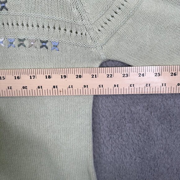 Cherokee women’s embroidered light green sweater Size XL - Picture 8 of 10